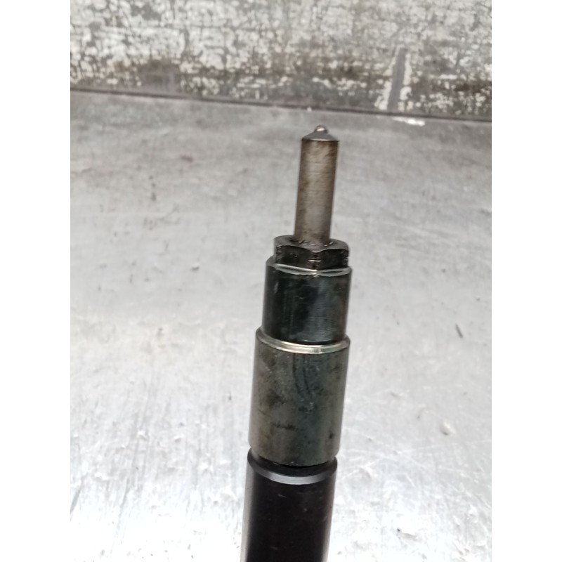 Recambio de inyector para nissan cabstar (f24m, f24w) 35.13 dci, 45.13 dci 2.5 (f24m) referencia OEM IAM 16600MB40A DENSO 06