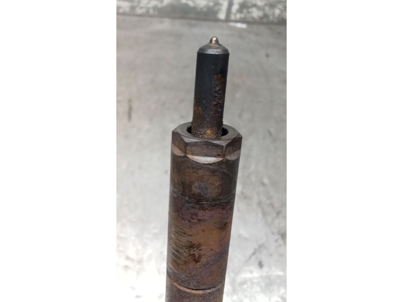 Recambio de inyector para ssangyong rodius i 2.7 xdi referencia OEM IAM A6650170221  DELPHI