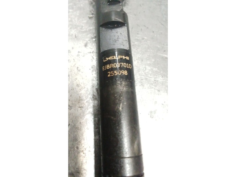 Recambio de inyector para kia carnival / grand carnival iii (vq) 2.9 crdi referencia OEM IAM EJBR03701D DELPHY 235098