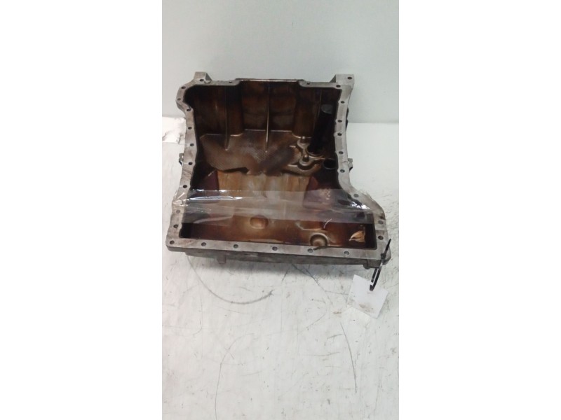 Recambio de carter para mercedes-benz clase c (w203) berlina referencia OEM IAM A2710141002  