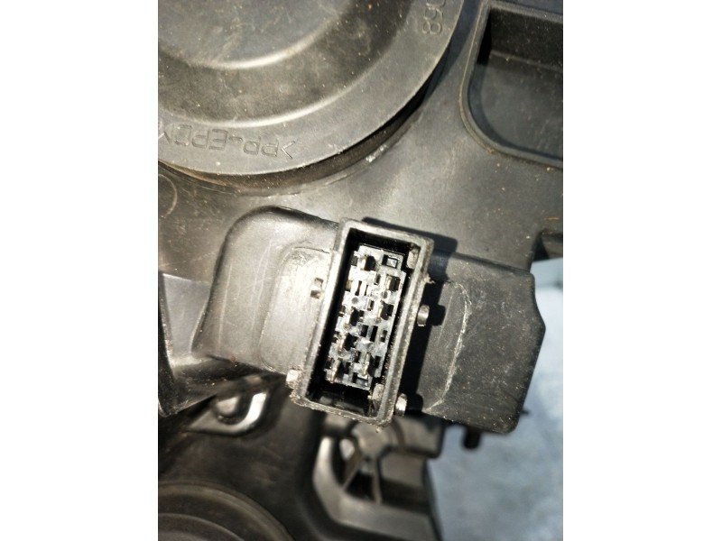 Recambio de faro derecho para citroën c4 i (lc_) 1.4 16v referencia OEM IAM 9684382280 89902309 89902317 