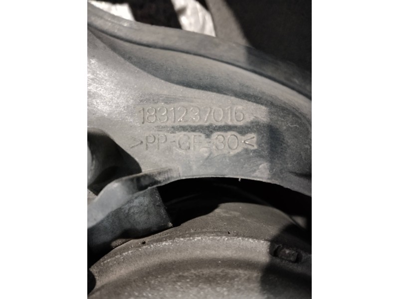 Recambio de electroventilador para citroen xsara picasso 1.8 16v referencia OEM IAM 1831237016  