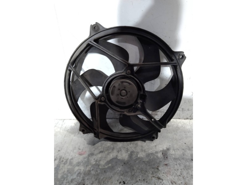 Recambio de electroventilador para citroen xsara picasso 1.8 16v referencia OEM IAM 1831237016  