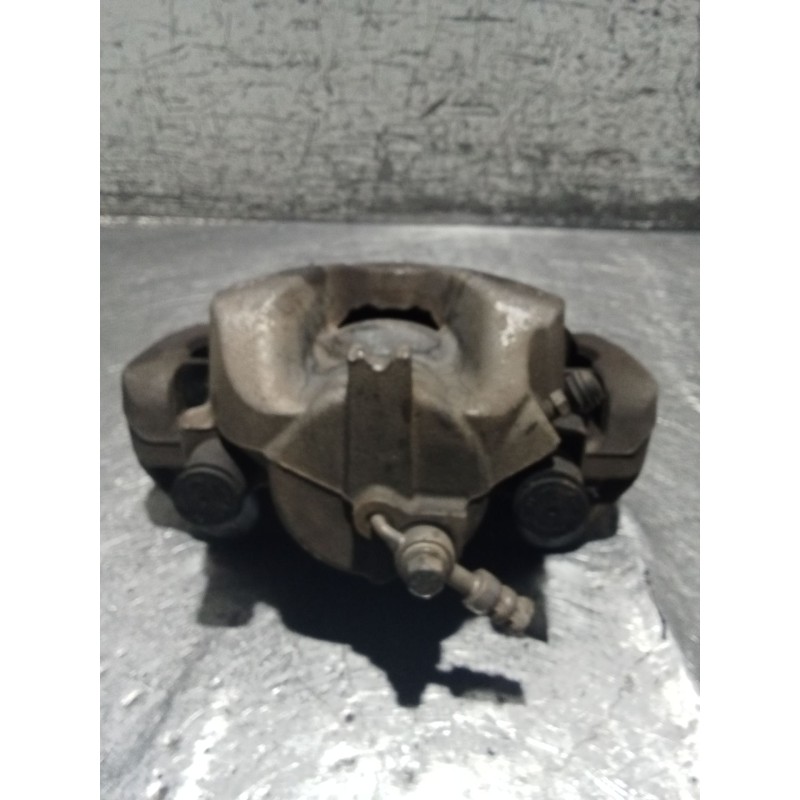 Recambio de pinza freno delantera derecha para opel vivaro c furgoneta (k0) 2.0 referencia OEM IAM 98052563 1366100263 19