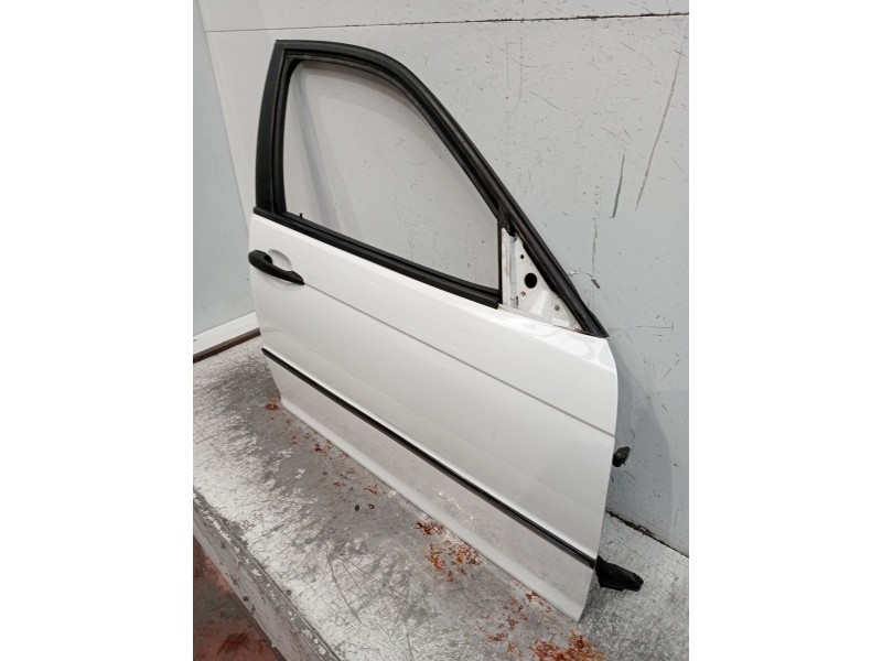 Recambio de puerta delantera derecha para bmw 3 (e46) 320 d referencia OEM IAM   1998