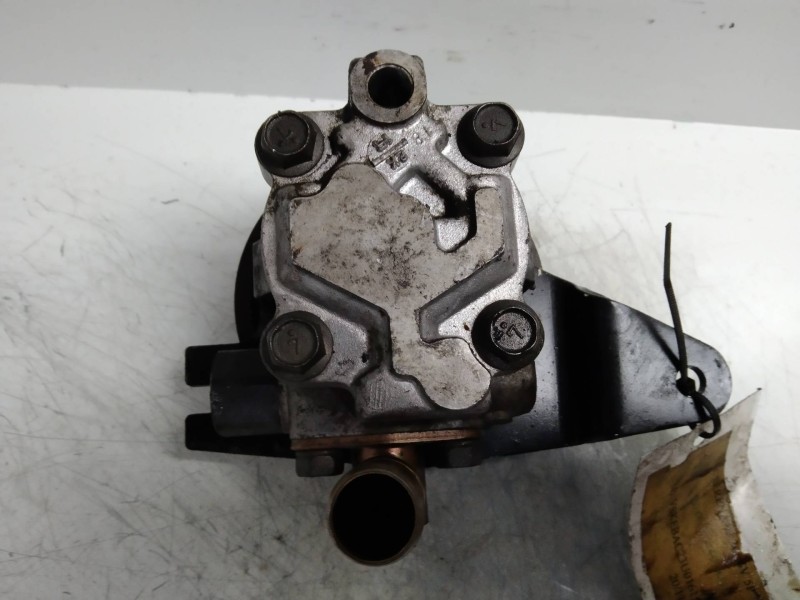 Recambio de bomba direccion para nissan serena (c23m) 2.0 cat referencia OEM IAM   