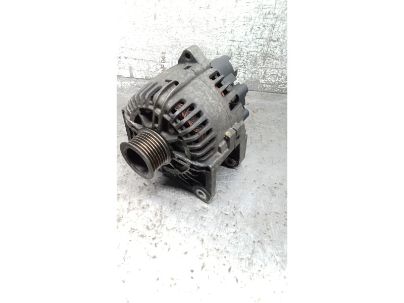 Recambio de alternador para renault megane ii (bm0/1_, cm0/1_) 1.9 dci referencia OEM IAM 8200410671B TG11C040 06