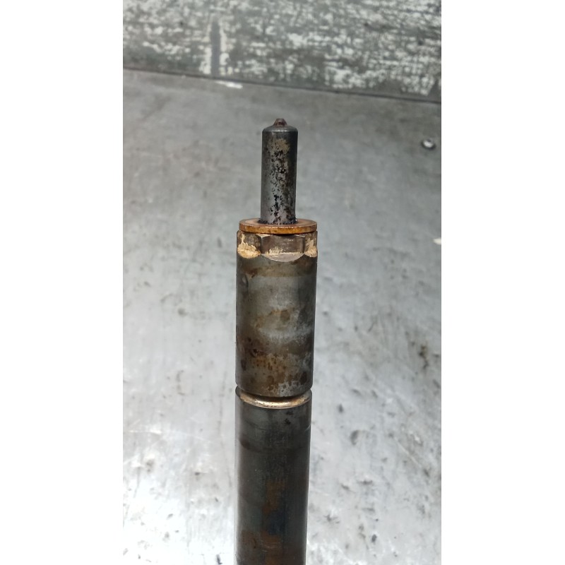 Recambio de inyector para citroën c4 picasso i monospace (ud_) 2.0 hdi 138 referencia OEM IAM 9658194180  SIEMENS