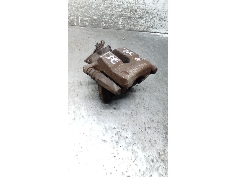 Recambio de pinza freno trasera derecha para renault megane ii (bm0/1_, cm0/1_) 1.9 dci referencia OEM IAM  TRW 06