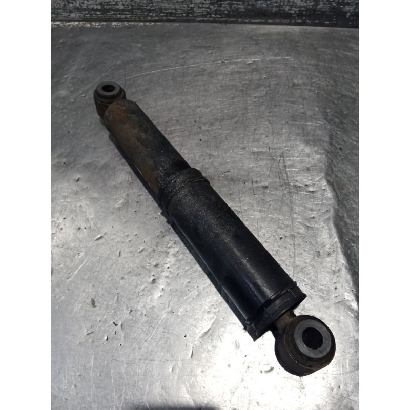 Recambio de amortiguador trasero derecho para opel vivaro c furgoneta (k0) 2.0 referencia OEM IAM   19