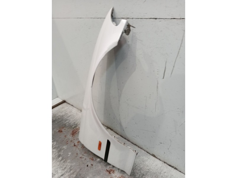 Recambio de aleta delantera derecha para bmw 3 (e46) 320 d referencia OEM IAM   