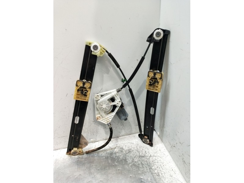 Recambio de elevalunas delantero izquierdo para audi a1 sportback (gba) 25 tfsi referencia OEM IAM 82G837461A AU2700105S 5P