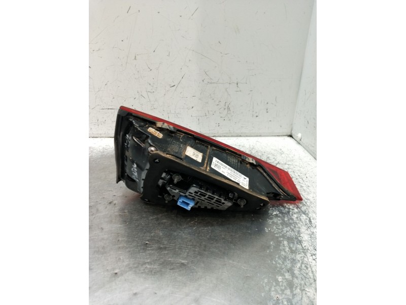 Recambio de piloto trasero derecho interior para audi a1 sportback (gba) 25 tfsi referencia OEM IAM 82A945094B TARE28990001 LED
