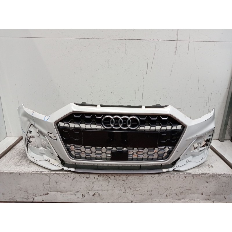Recambio de paragolpes delantero para audi a1 sportback (gba) 25 tfsi referencia OEM IAM  VER FOTOS PARAGOLPES CON DESPERFECTOS