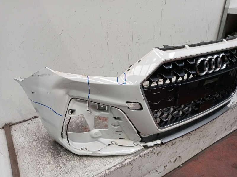 Recambio de paragolpes delantero para audi a1 sportback (gba) 25 tfsi referencia OEM IAM  VER FOTOS PARAGOLPES CON DESPERFECTOS