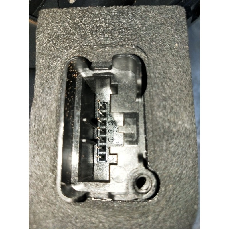 Recambio de motor cierre centralizado delantero derecho para audi a1 sportback (gba) 25 tfsi referencia OEM IAM B6E5TB837016E 5P