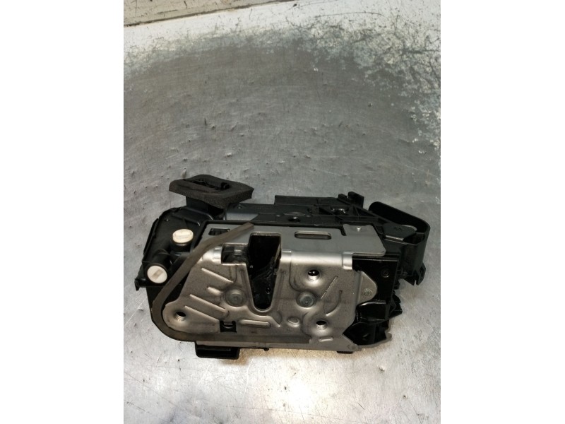 Recambio de motor cierre centralizado trasero izquierdo para audi a1 sportback (gba) 25 tfsi referencia OEM IAM A5Q5TA839015Q 5P