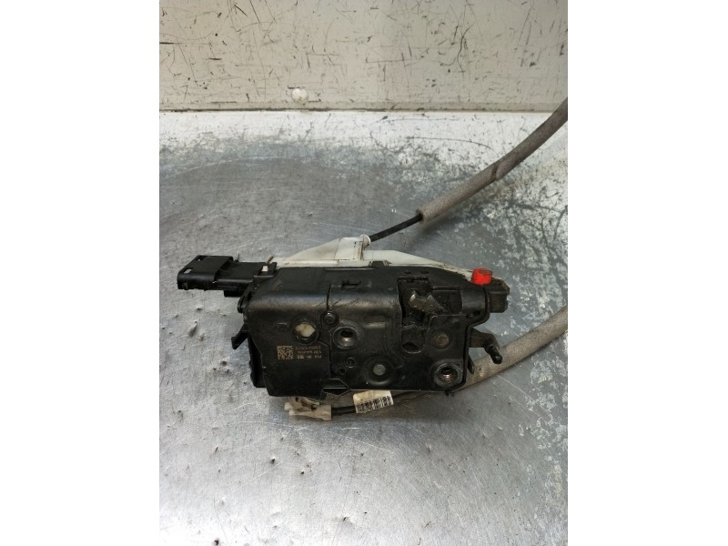 Recambio de motor cierre centralizado trasero derecho para opel vivaro c furgoneta (k0) 2.0 referencia OEM IAM 2309A158013 SBM16