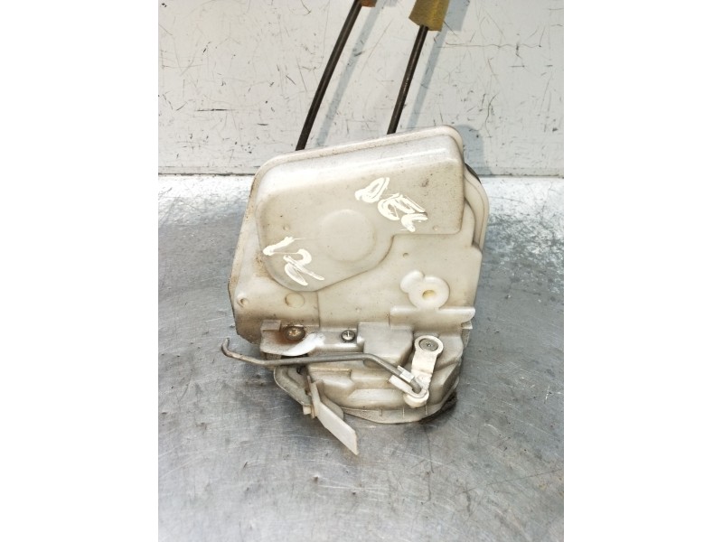 Recambio de motor cierre centralizado delantero izquierdo para mazda 6 hatchback (gh) 1.8 mzr referencia OEM IAM 8F26B0373  2007