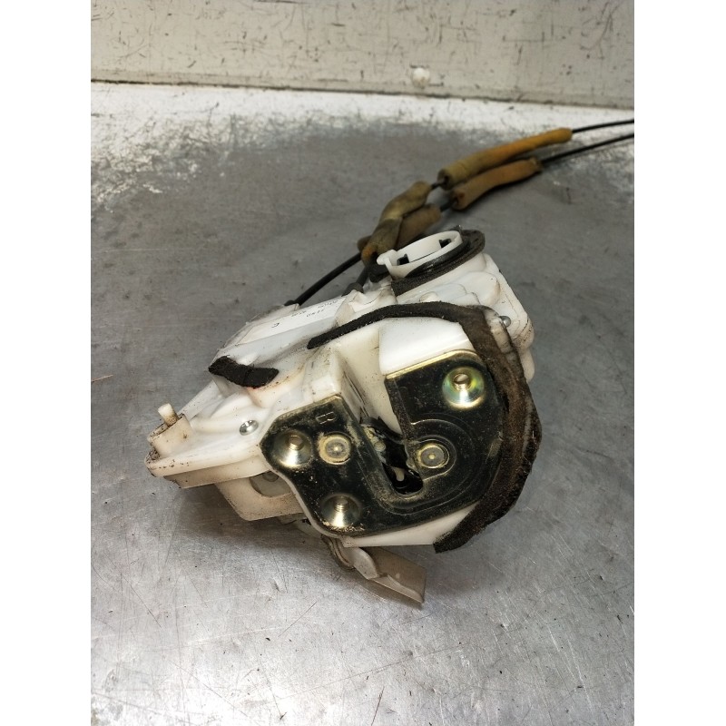 Recambio de motor cierre centralizado trasero derecho para mazda 6 hatchback (gh) 1.8 mzr referencia OEM IAM 8F26A0102  2007 5P