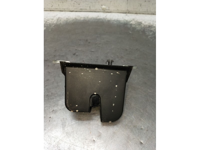 Recambio de motor cierre centralizado porton para audi a1 sportback (gba) 25 tfsi referencia OEM IAM 260924123029 5P 