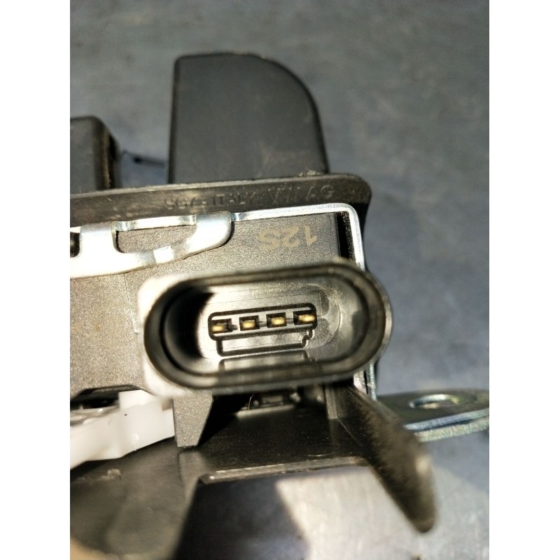 Recambio de motor cierre centralizado porton para audi a1 sportback (gba) 25 tfsi referencia OEM IAM 260924123029 5P 