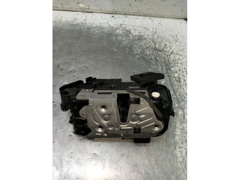 Recambio de motor cierre centralizado trasero derecho para audi a1 sportback (gba) 25 tfsi referencia OEM IAM A6Q5TA839016Q 5P 