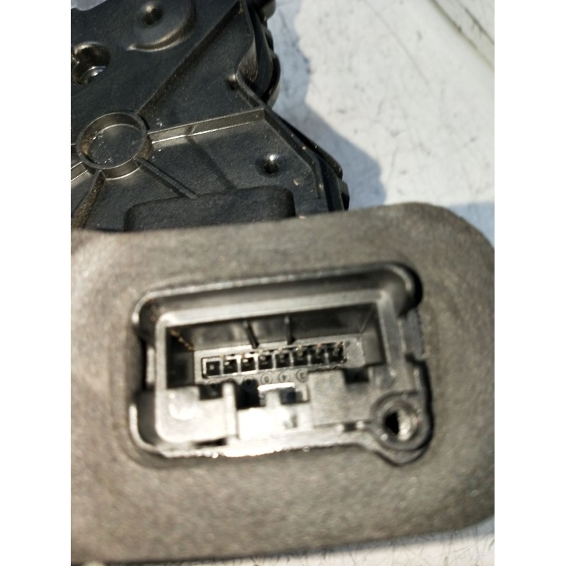 Recambio de motor cierre centralizado delantero izquierdo para audi a1 sportback (gba) 25 tfsi referencia OEM IAM B5E5TB837015E 