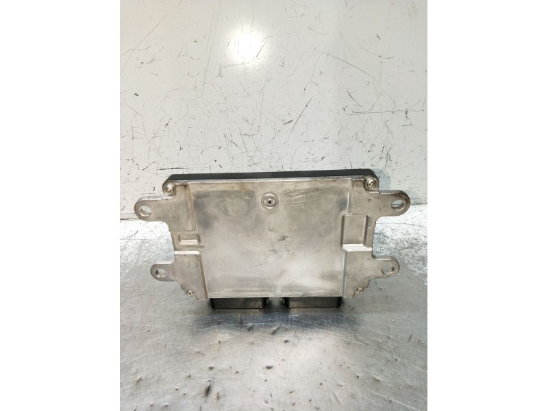 Recambio de centralita motor uce para mazda 6 hatchback (gh) 1.8 mzr referencia OEM IAM L83718881E E6T57571H1 2007 L837K6266