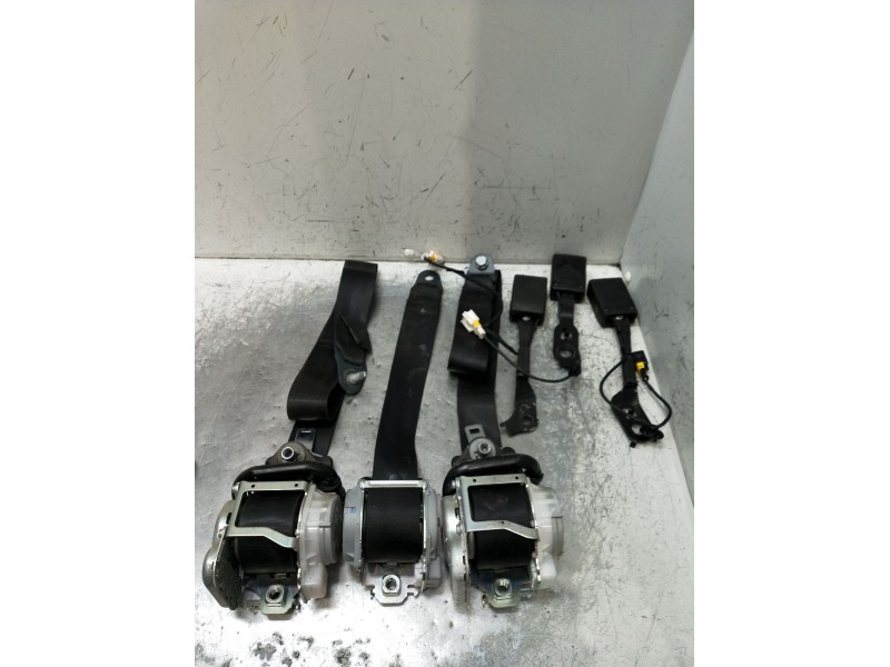 Recambio de juego cinturones delantero para opel vivaro c furgoneta (k0) 2.0 referencia OEM IAM  5P 2019