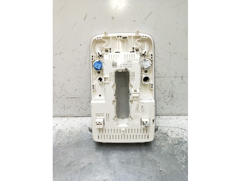 Recambio de luz interior para audi a1 sportback (gba) 25 tfsi referencia OEM IAM 8Y0947135E A080624 