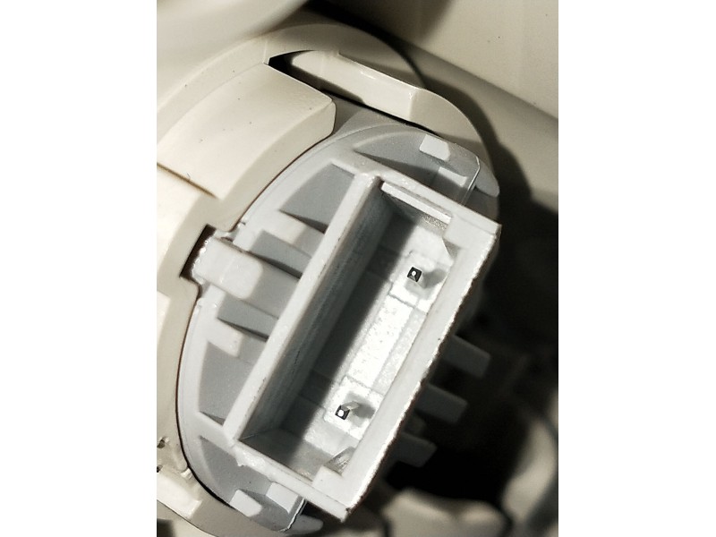 Recambio de luz interior para audi a1 sportback (gba) 25 tfsi referencia OEM IAM 8Y0947135E A080624 