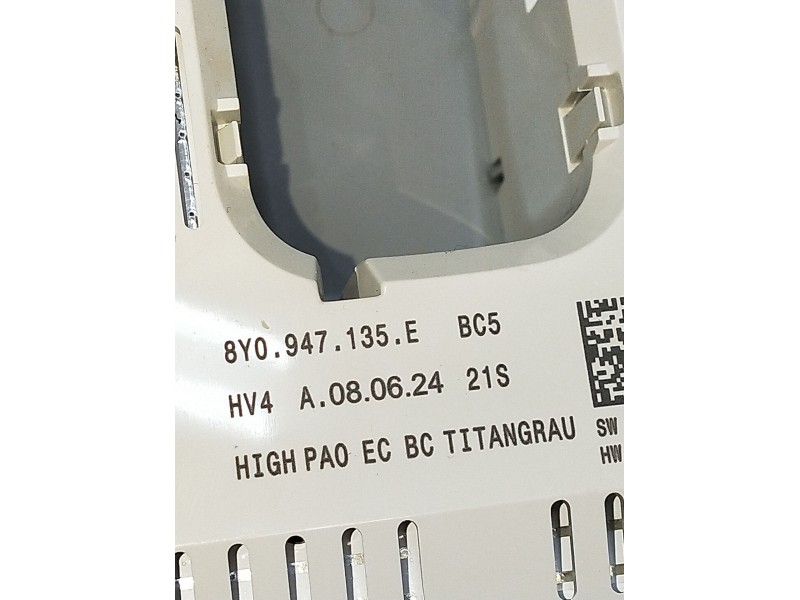 Recambio de luz interior para audi a1 sportback (gba) 25 tfsi referencia OEM IAM 8Y0947135E A080624 