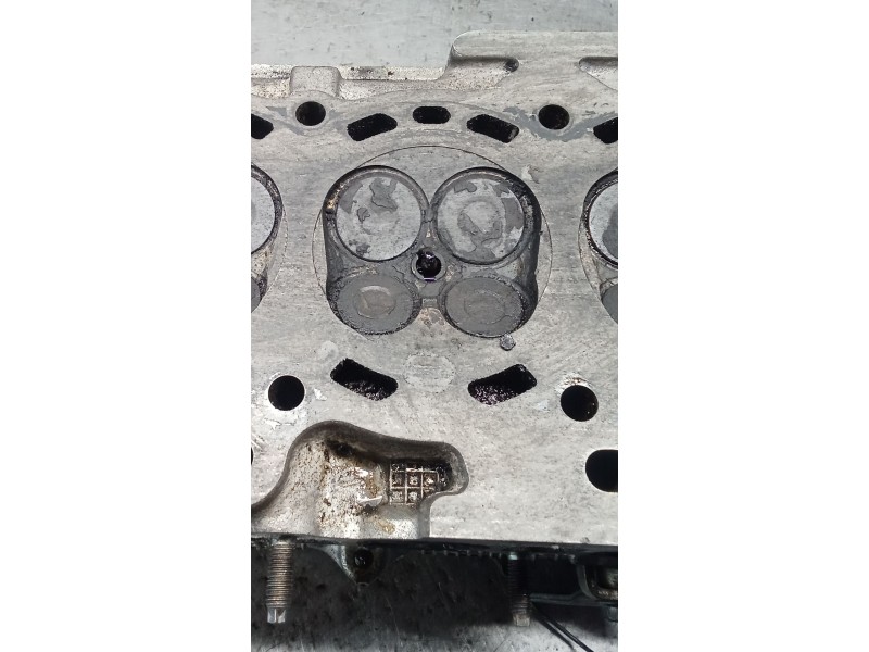 Recambio de culata para toyota avensis berlina (t25) 1.8 sol sedán (4-ptas.) referencia OEM IAM 1ZZ  04