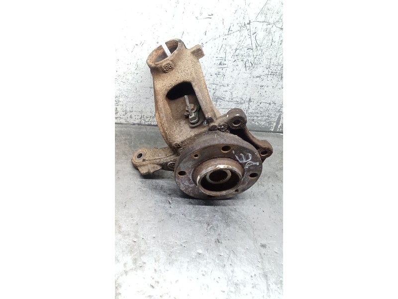 Recambio de mangueta delantera derecha para peugeot 207/207+ (wa_, wc_) 1.6 hdi referencia OEM IAM   06