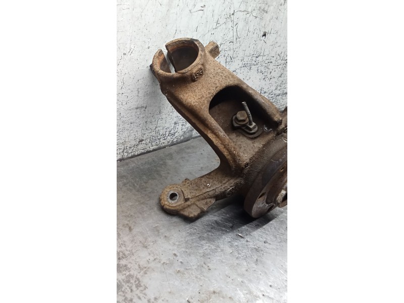 Recambio de mangueta delantera derecha para peugeot 207/207+ (wa_, wc_) 1.6 hdi referencia OEM IAM   06