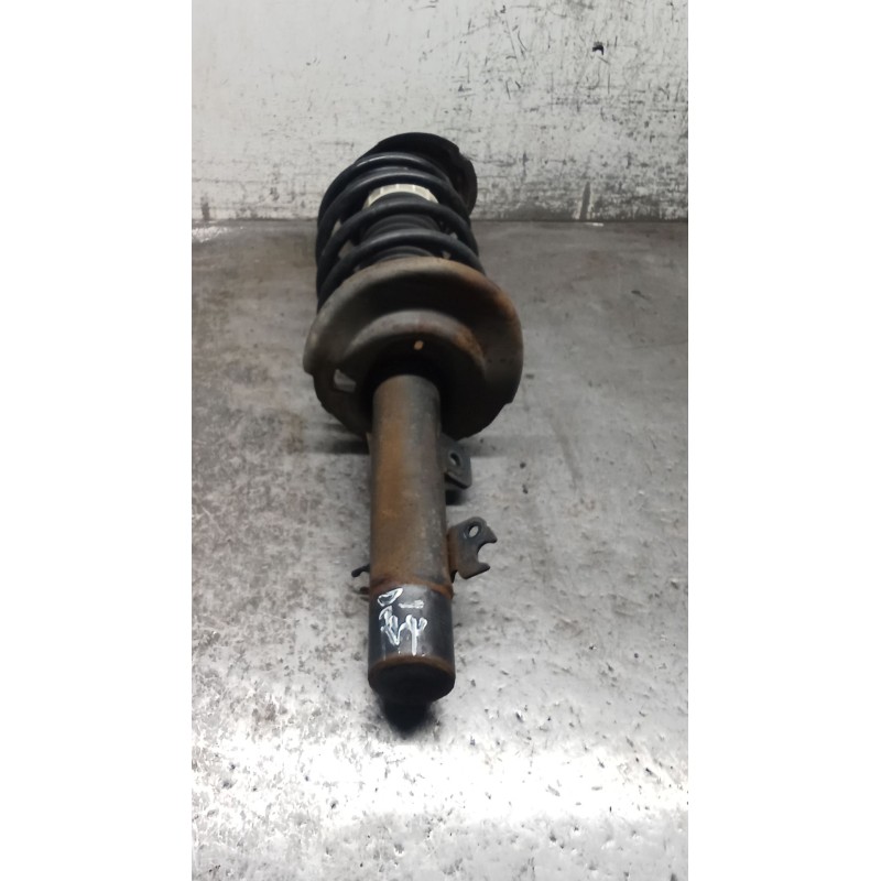 Recambio de amortiguador delantero izquierdo para peugeot 207/207+ (wa_, wc_) 1.6 hdi referencia OEM IAM   06