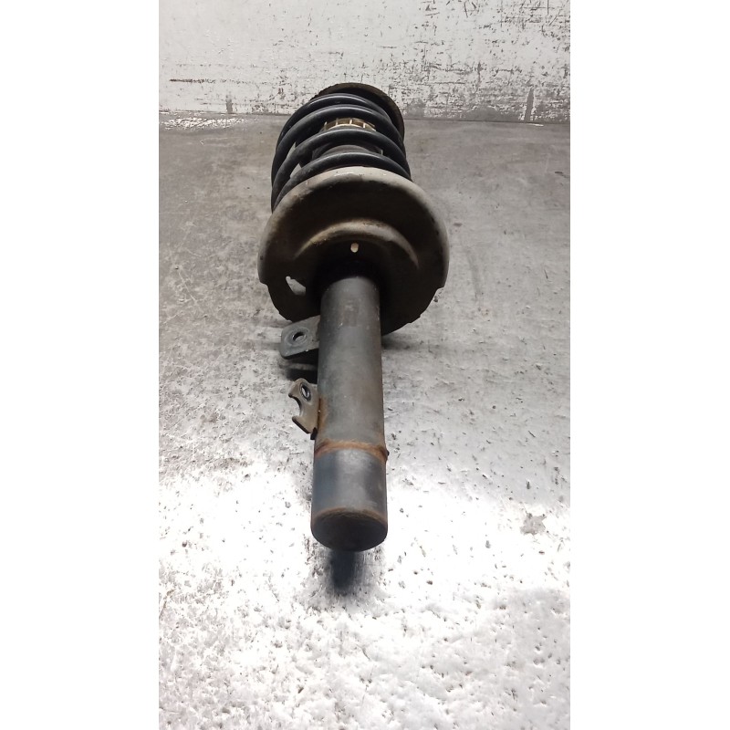 Recambio de amortiguador delantero derecho para peugeot 207/207+ (wa_, wc_) 1.6 hdi referencia OEM IAM   06