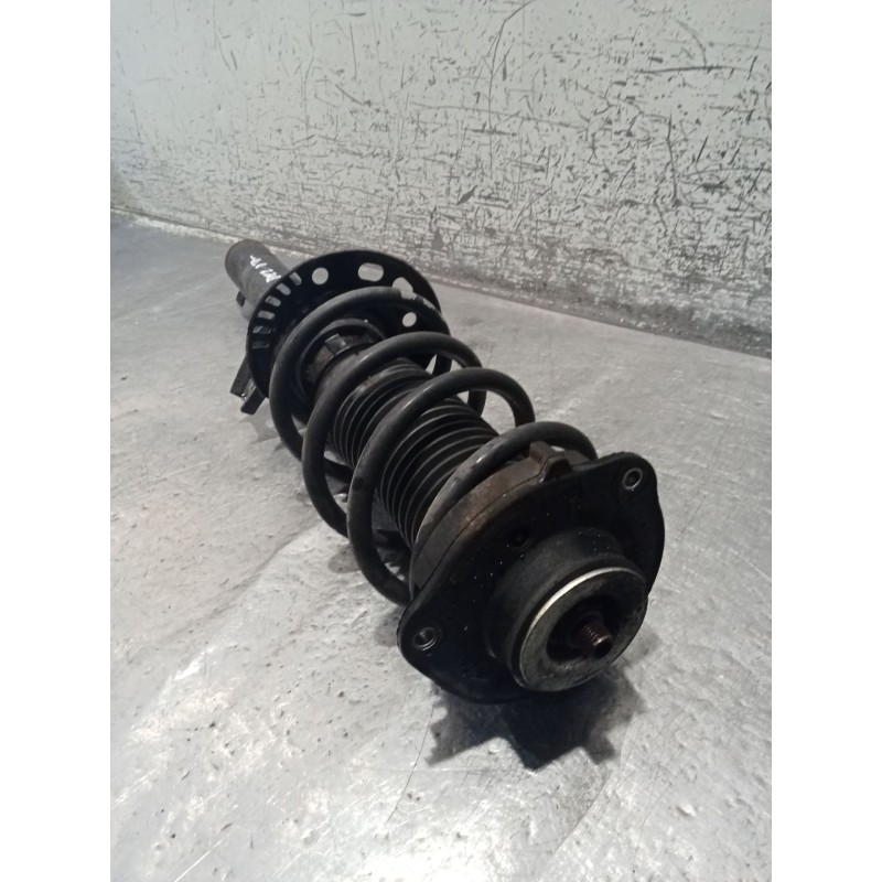 Recambio de amortiguador delantero izquierdo para audi a3 (8p1) 1.9 tdi referencia OEM IAM 1K0413031AT  04