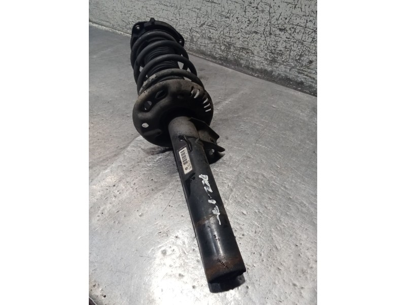 Recambio de amortiguador delantero izquierdo para audi a3 (8p1) 1.9 tdi referencia OEM IAM 1K0413031AT  04
