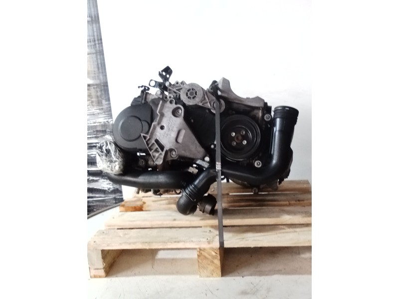 Recambio de motor completo para audi a3 (8p1) 1.9 tdi referencia OEM IAM BXE LUK B74103