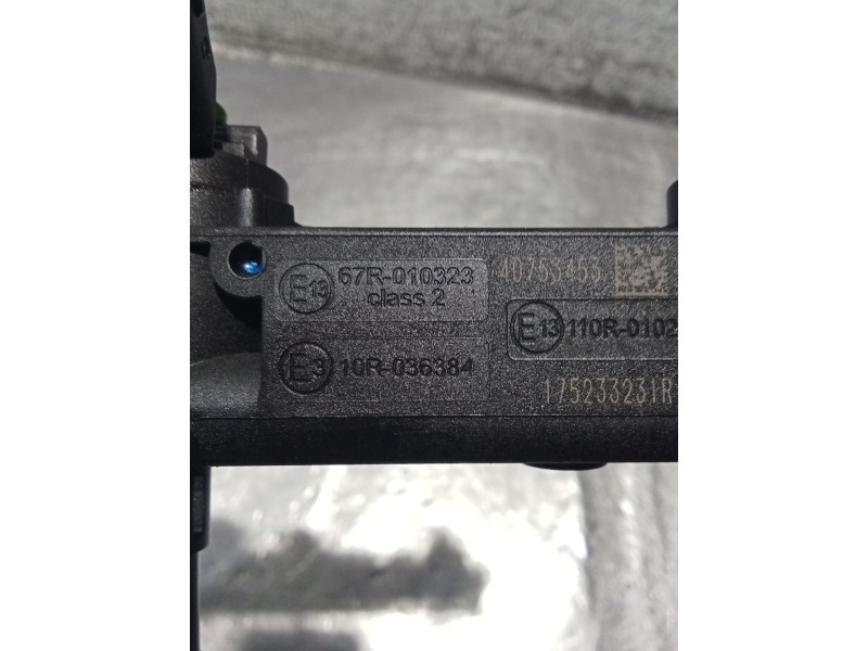 Recambio de rampa inyectora para dacia sandero iii 1.0 tce 100 referencia OEM IAM 175233231R 040753453 GAS GLP