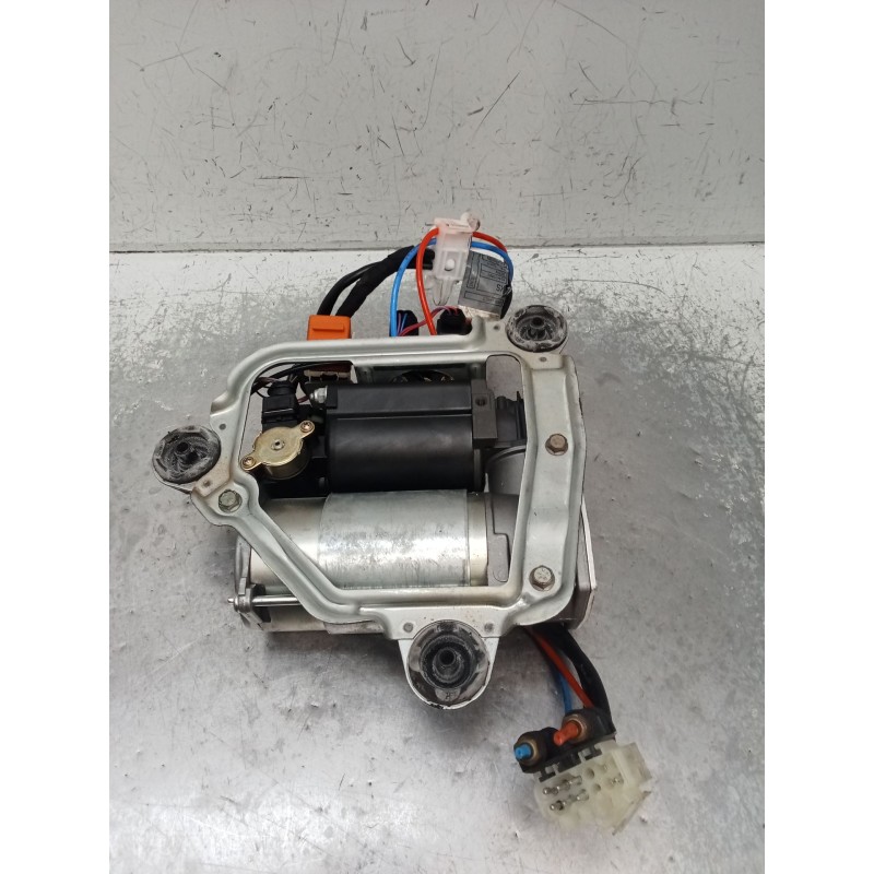 Recambio de bomba suspension para bmw x5 (e53) 4.4i automático referencia OEM IAM 4430200111 1082099 6P76A60 2008