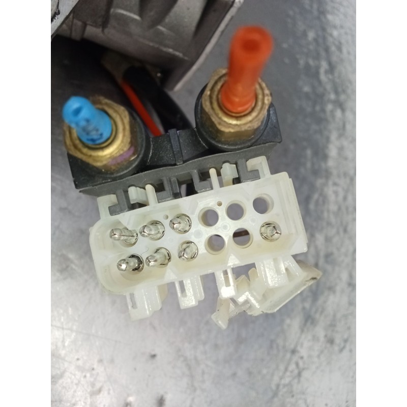 Recambio de bomba suspension para bmw x5 (e53) 4.4i automático referencia OEM IAM 4430200111 1082099 6P76A60 2008