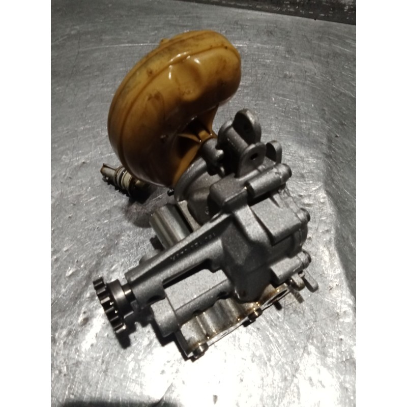 Recambio de bomba aceite para dacia sandero iii 1.0 tce 100 referencia OEM IAM 150100347R 0386524096 150150453R 24