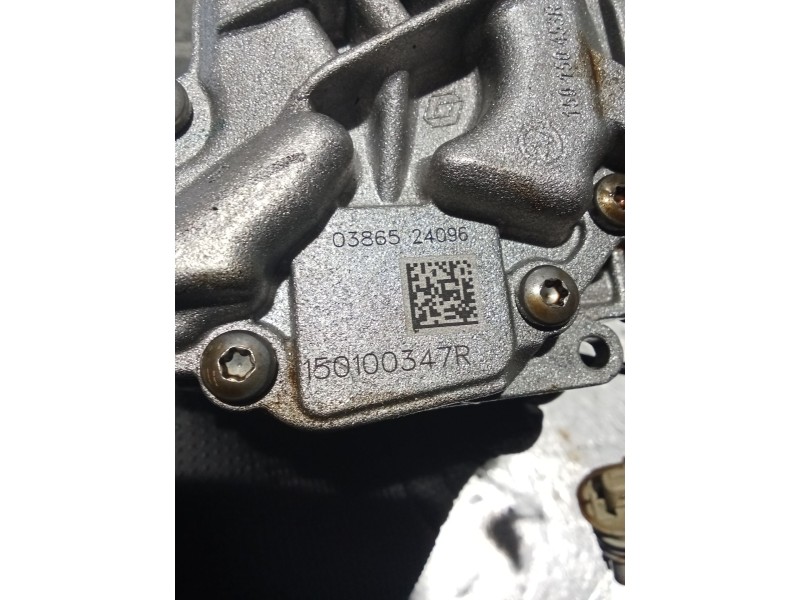 Recambio de bomba aceite para dacia sandero iii 1.0 tce 100 referencia OEM IAM 150100347R 0386524096 150150453R 24