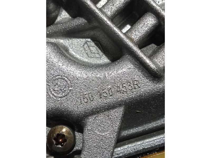 Recambio de bomba aceite para dacia sandero iii 1.0 tce 100 referencia OEM IAM 150100347R 0386524096 150150453R 24