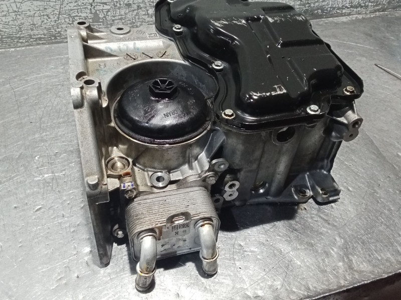 Recambio de sobrecarter para dacia sandero iii 1.0 tce 100 referencia OEM IAM 110176811R 24 CARTER