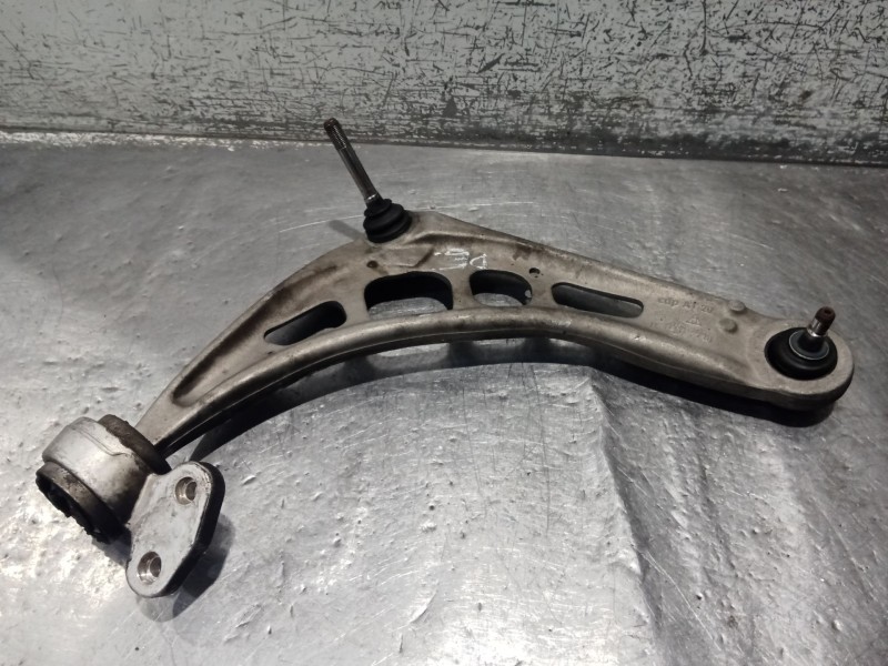 Recambio de brazo suspension inferior delantero derecho para bmw 3 (e46) 320 d referencia OEM IAM   98