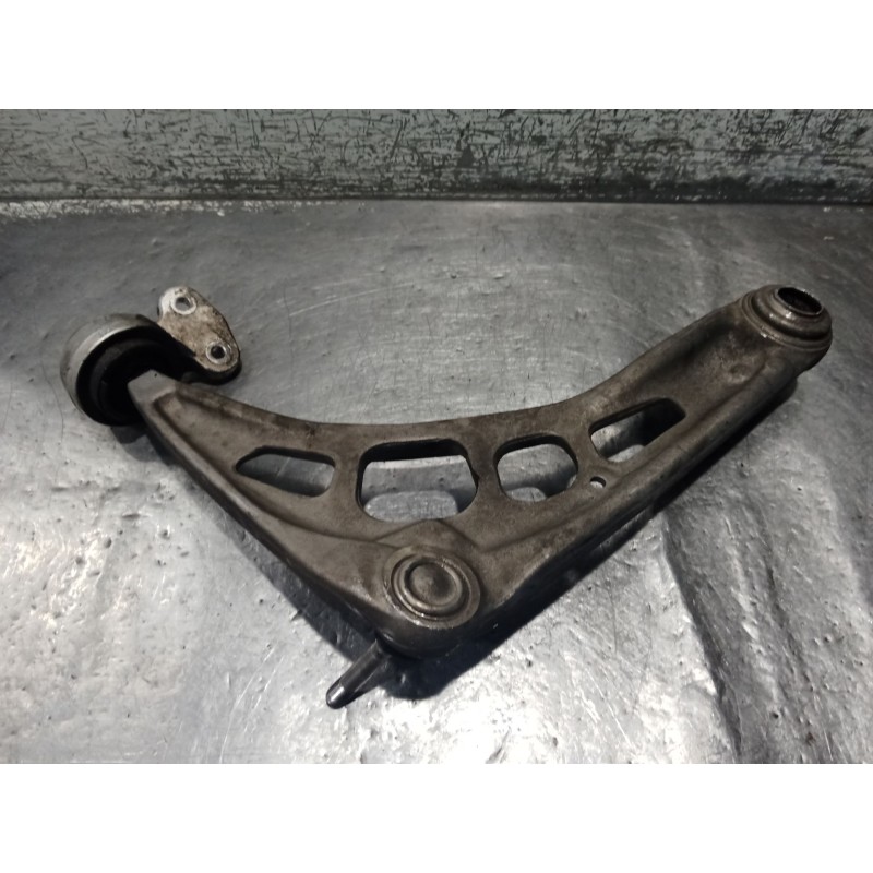 Recambio de brazo suspension inferior delantero derecho para bmw 3 (e46) 320 d referencia OEM IAM   98